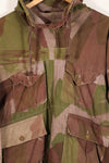 Real British Army SAS Smock WINDPROOF Camouflage Smock, size unknown, scratches and repairs, used.