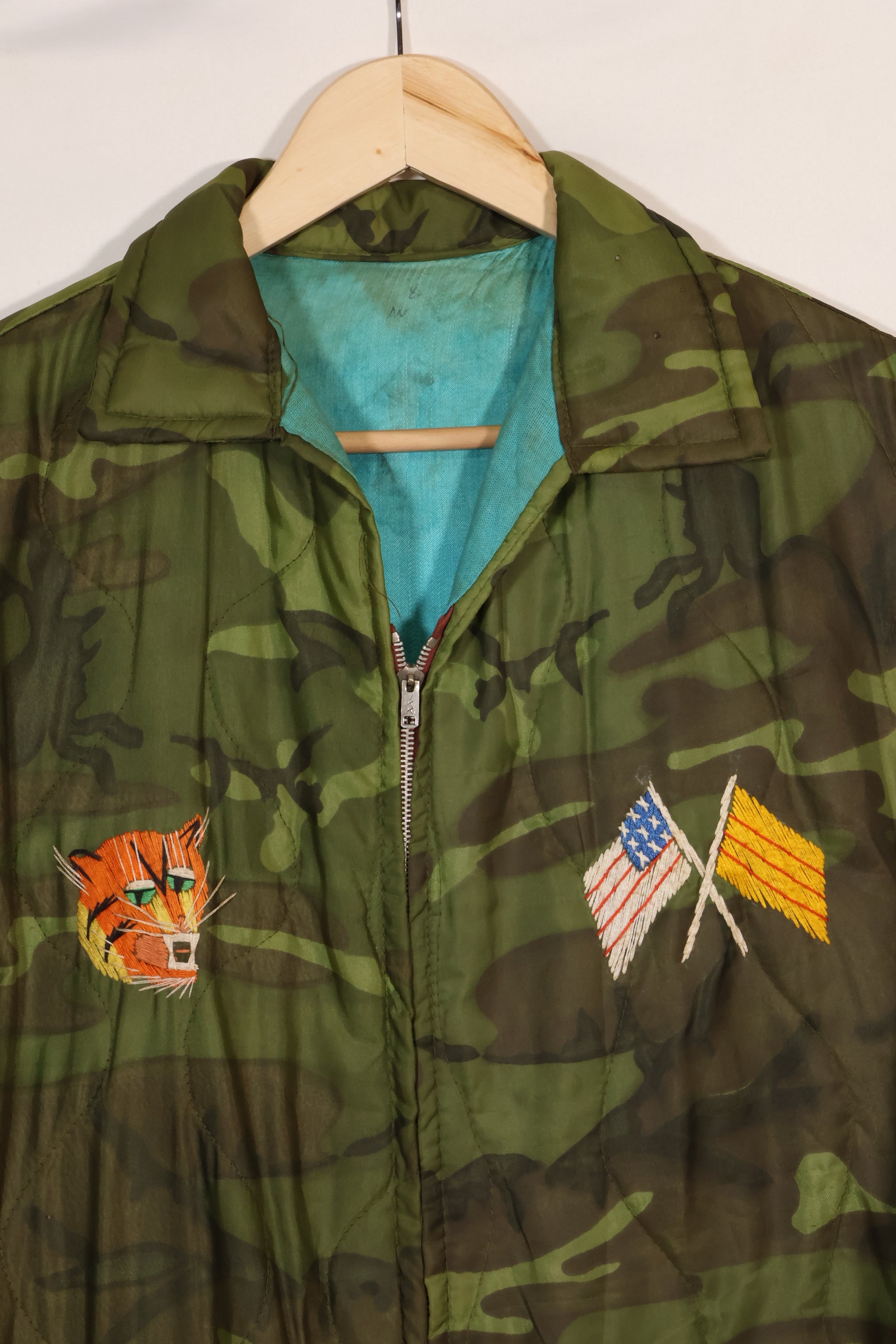 1970-71 large size Vietnam War camouflage poncho tour jacket DA NANG used