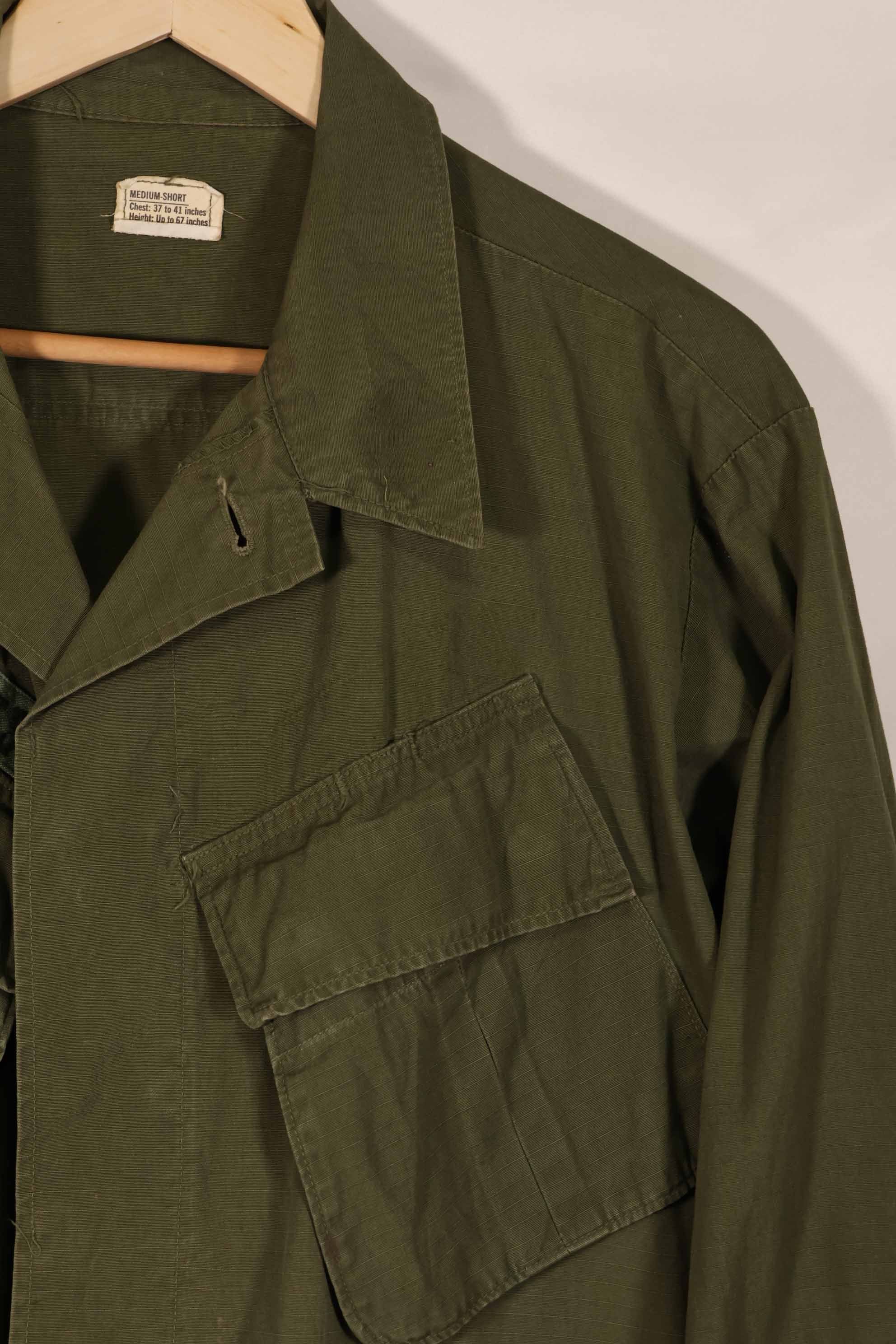 Real 1970 4th Model Jungle Fatigue Jacket M-S with patch marks, used.