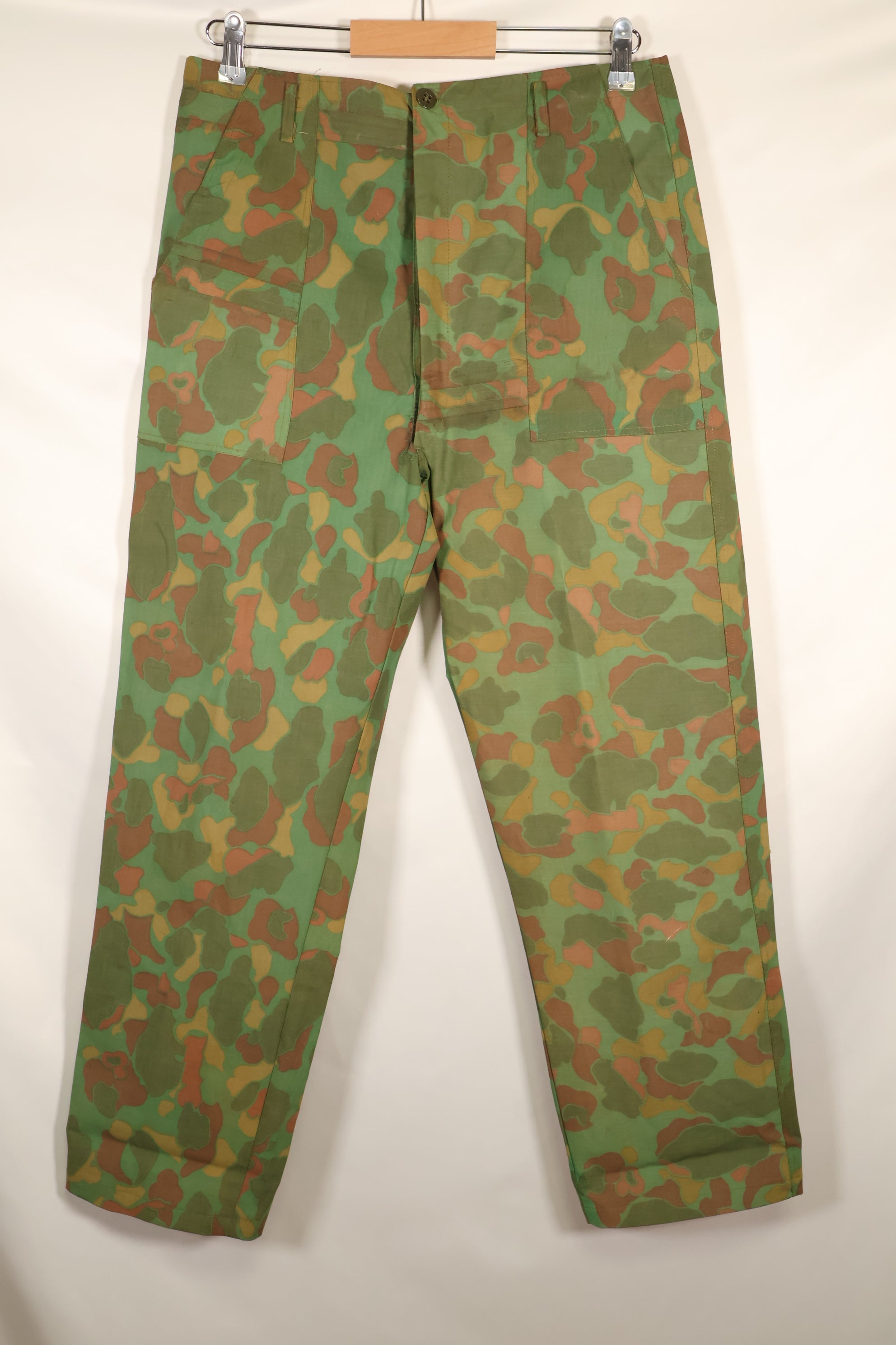 1960's Privately Sourced U.S. Marine Corps Frogskin Poncho Shirt and Pants Set Made in South Vietnam