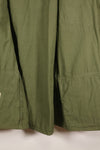 1966-67 Contract M-R Non Rip 3rd Model Jungle Fatigue Jacket in good condition.