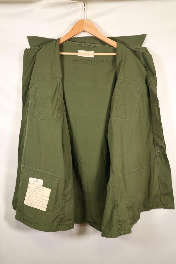 Circa 1966-67 L-R 2nd Model 3rd Model eclectic jungle fatigues jacket, used, good condition.