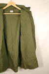 1967 Contract, L-L, Virtually Unused, 3rd Model Jungle Fatigue Jacket, Stains on the Back, Used