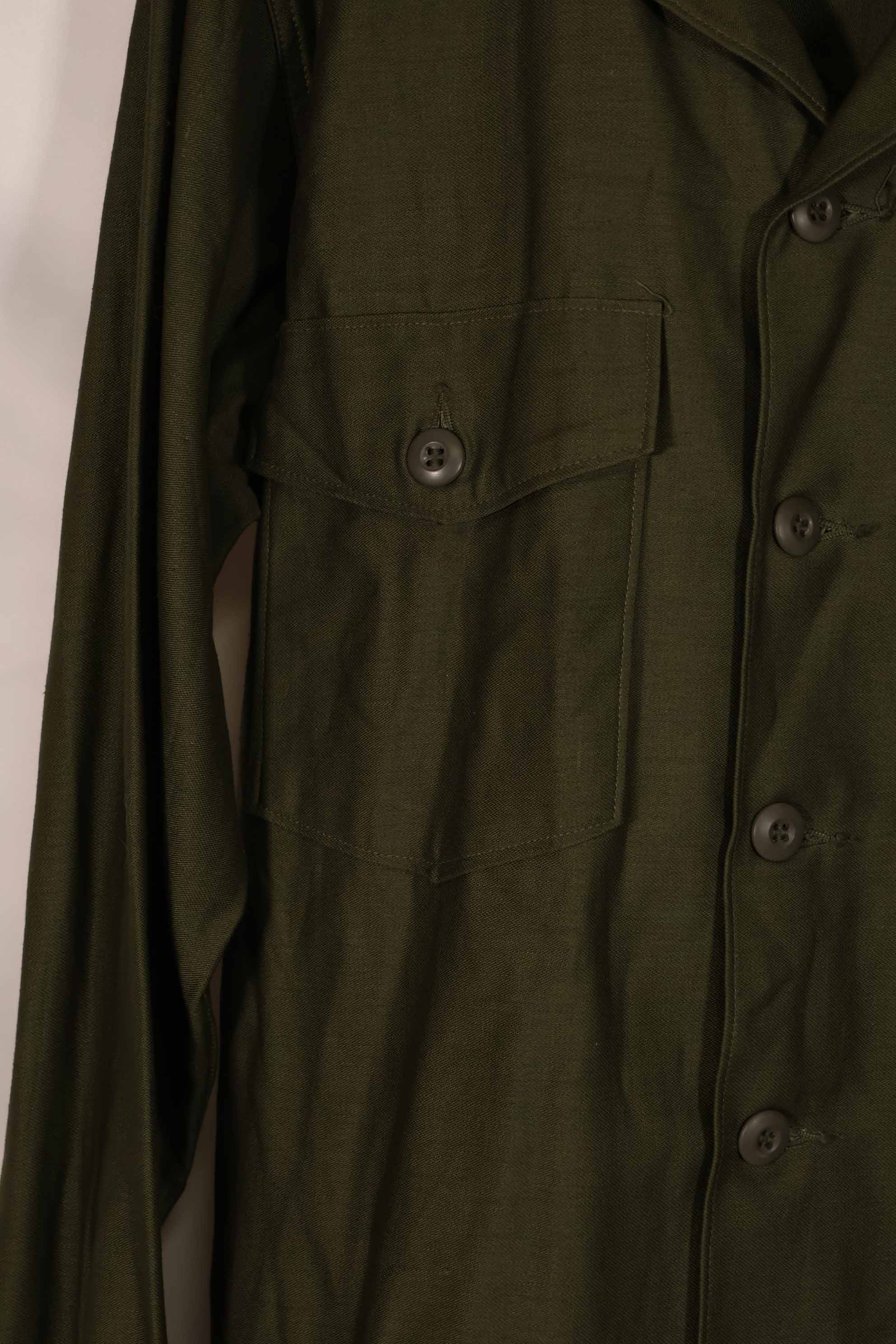 Real early 1960s lot U.S. Army OG-107 utility shirt, mostly unused C