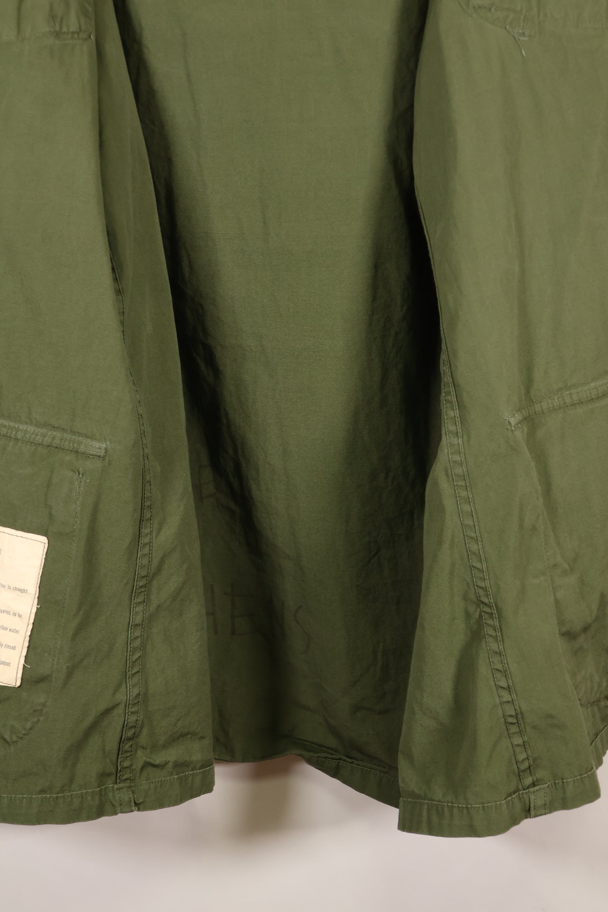 Circa 1966-67 L-R 2nd Model 3rd Model eclectic jungle fatigues jacket, used, good condition.