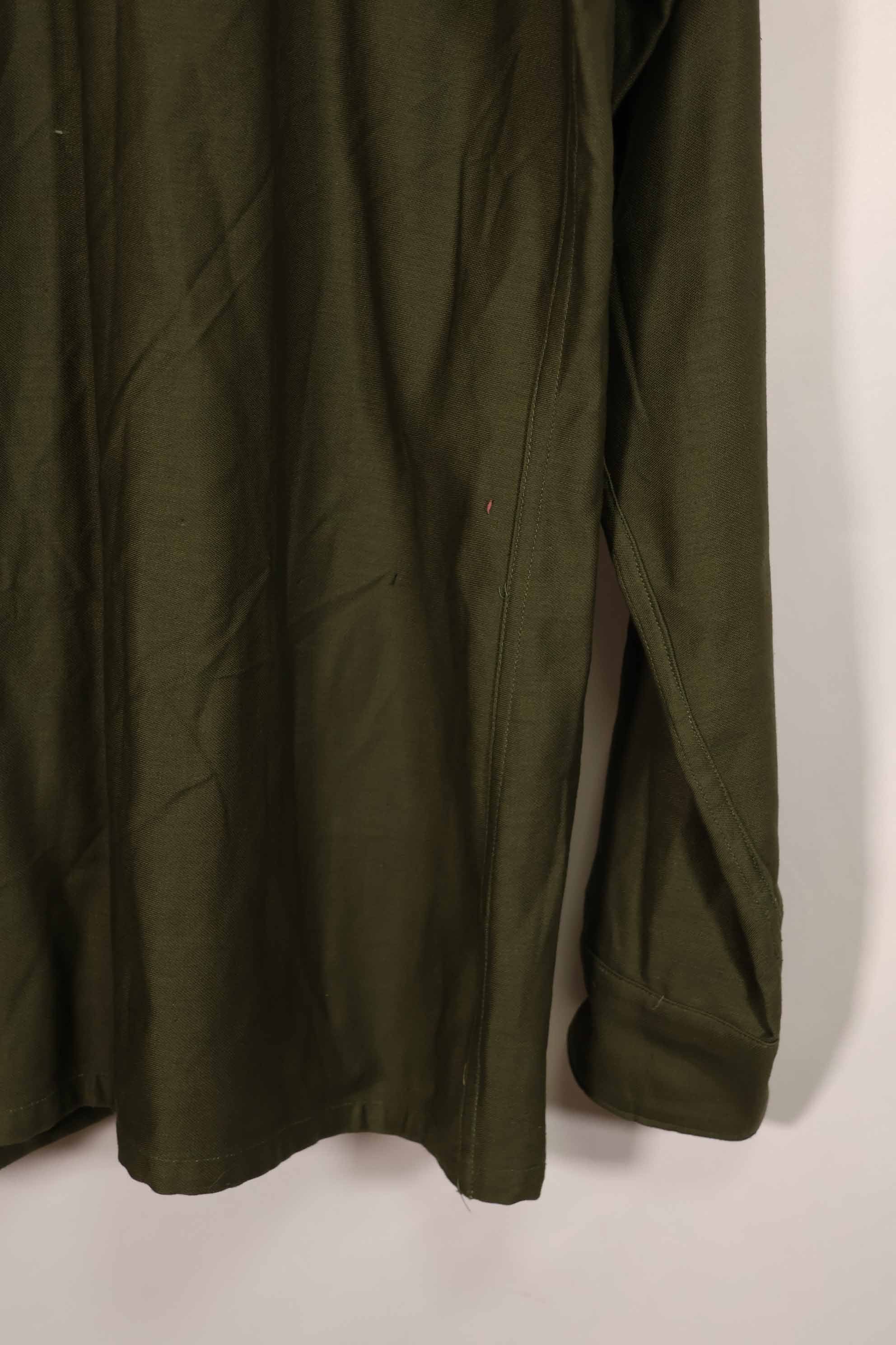 Real early 1960s lot U.S. Army OG-107 utility shirt, mostly unused C