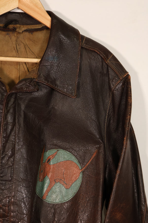 Replica U.S. Army Air Force USAAF A-2 Leather Jacket with Paint & Patches Used