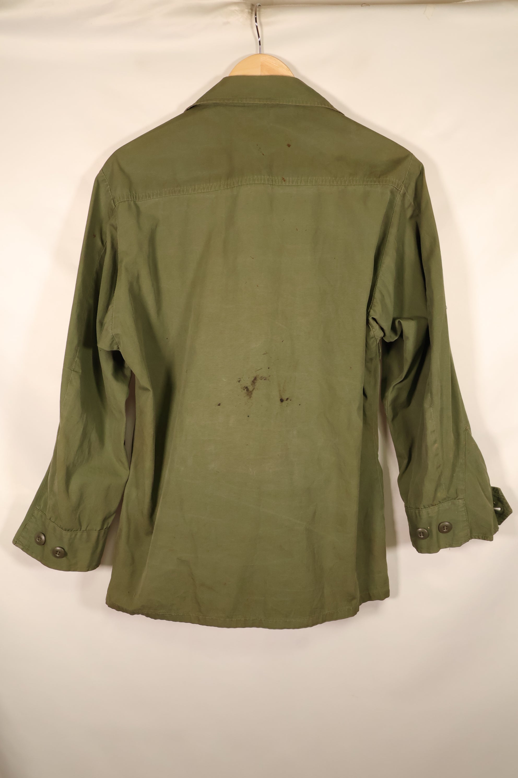 1967 Contract, S-S, 3rd Model Jungle Fatigue Jacket, 25th Infantry Division Patch, Used