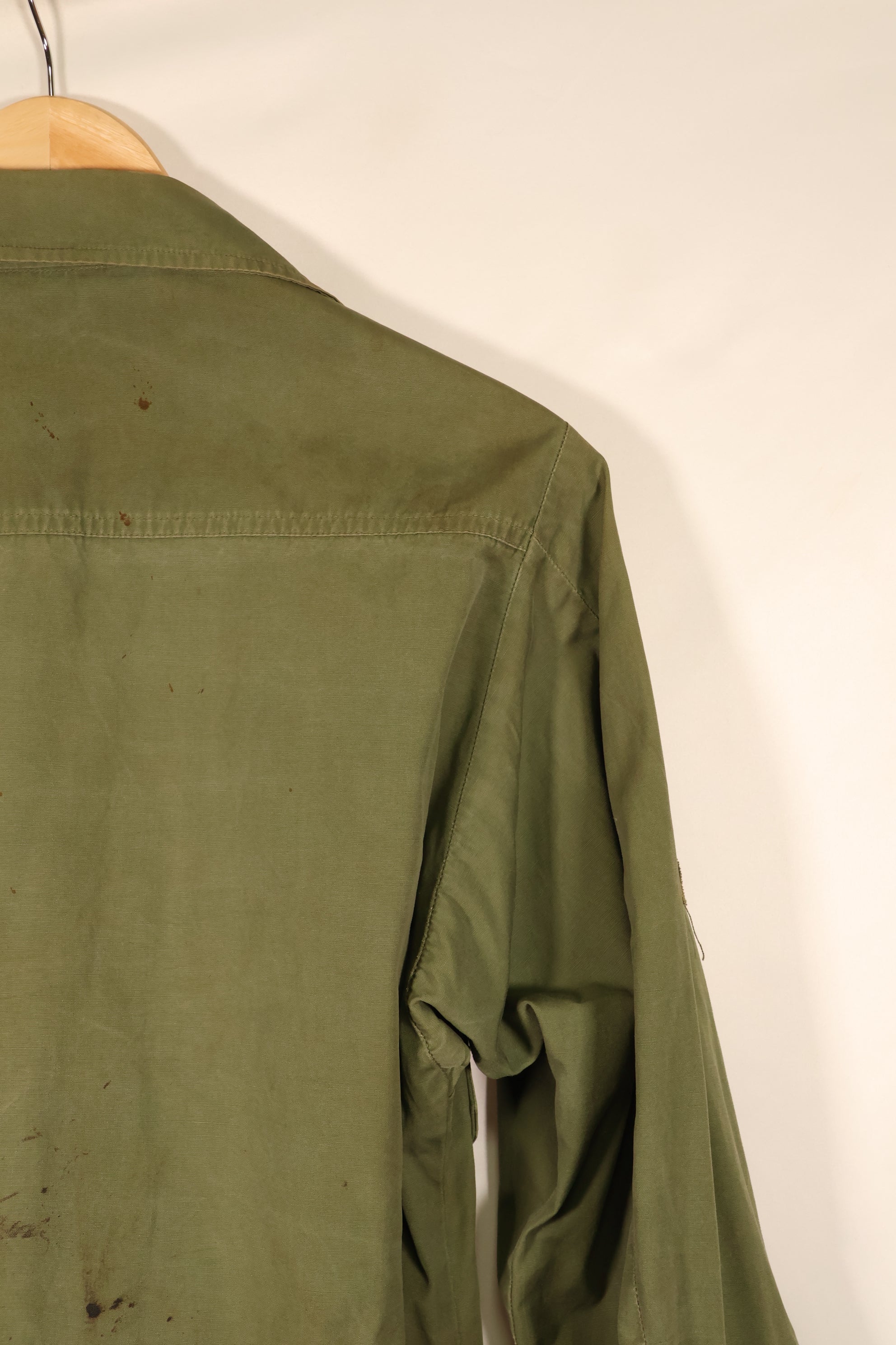 1967 Contract, S-S, 3rd Model Jungle Fatigue Jacket, 25th Infantry Division Patch, Used