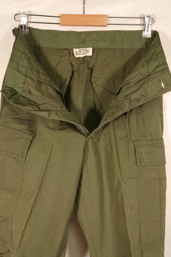 Late 1960s, S-R, U.S. Army, 4th Model Jungle Fatigue Pants, in good condition, almost unused