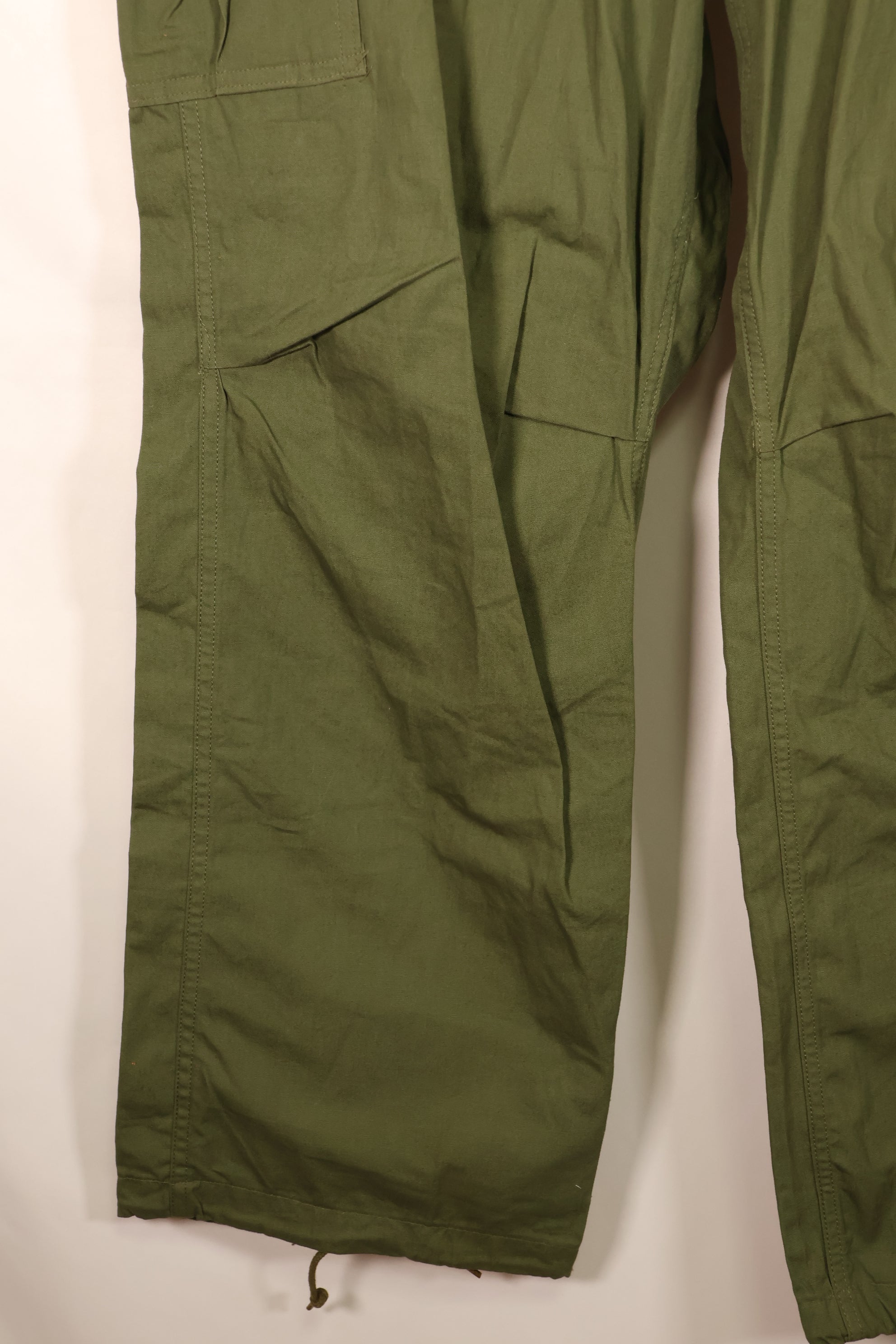 1967 Deadstock X-L-R 3rd Model Jungle Fatigue Pants, No Rips, Good Condition