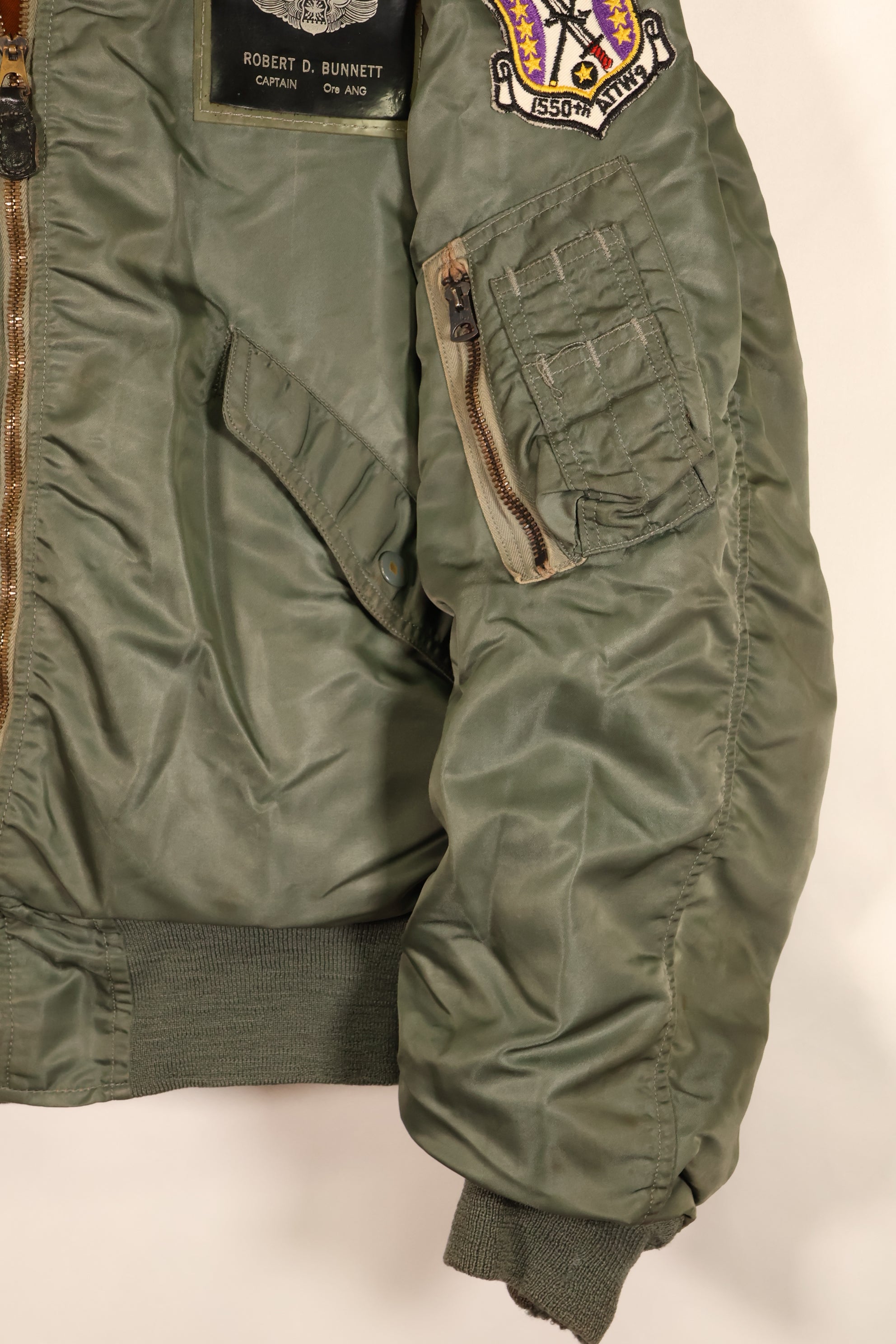 1960 Contract, MEDIUM, U.S. Air Force (USAF), L-2B Flight Jacket, Original Patches, Used