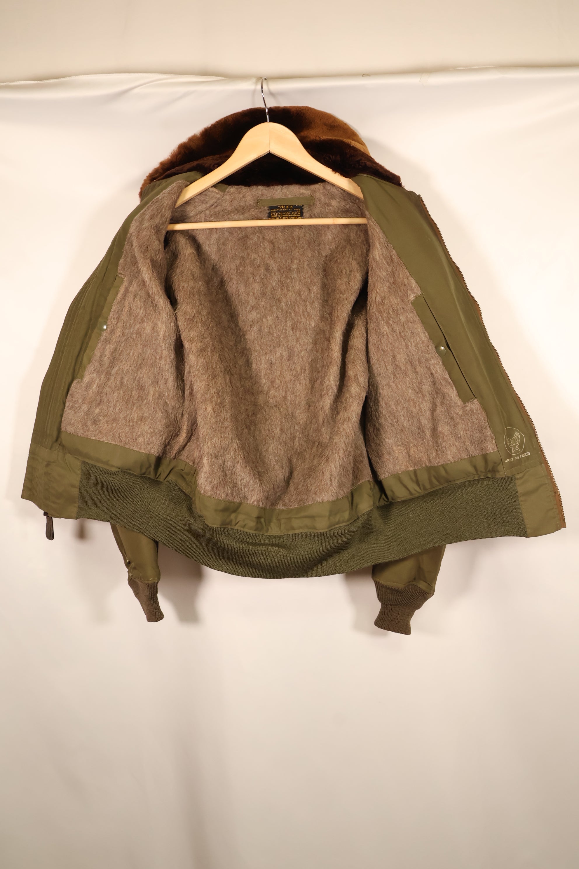 1940s, Size 38, U.S. Army Air Forces (USAAF) B-15 Flight Jacket, with elevator modifications, in good condition