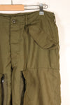 Early 1970s, estimated MEDIUM pilot fireproof pants, size tag missing, used.
