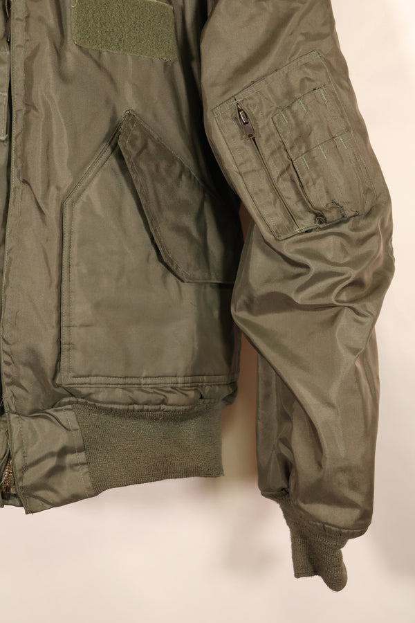 1990年契約　MEDIUM　CWU-45P　高高度フライトジャケット　陸軍パッチ付き　中古品