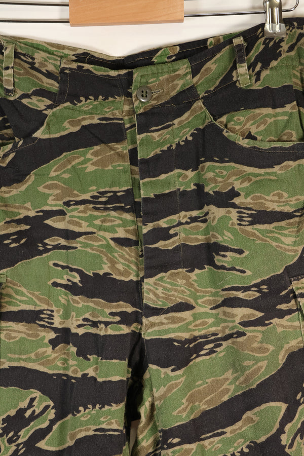 Late 1960s-70s Taylor Late War Tiger Stripe Large Pants Used