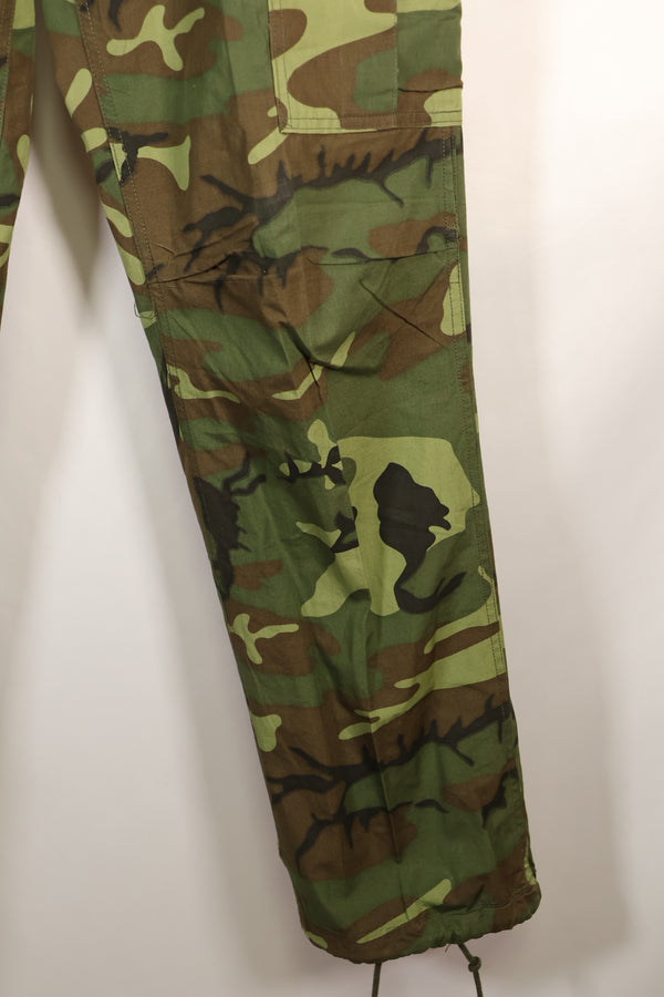 Circa 1966-67 S-R US Army ERDL Camouflage Leaf Camouflage Jungle Fatigue Pants Used 