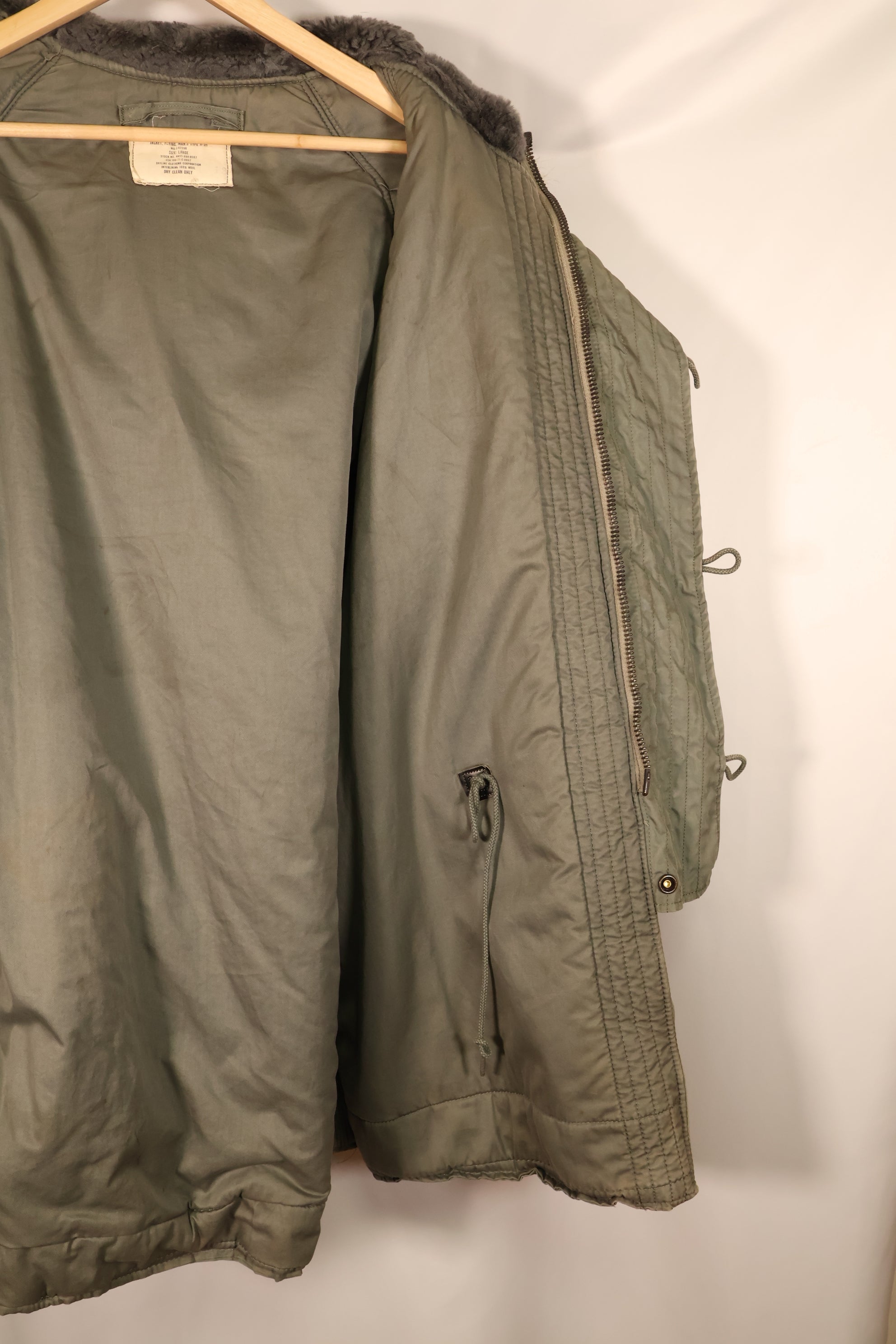 1971 Contract, LARGE, U.S. Air Force (USAF), N3-B Flight Jacket, Used