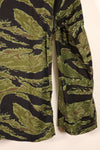 1968 Contract, South Vietnamese Marine Corps, 4th Model VNMC Tiger Stripe Shirt, Virtually Unused, Size A-3