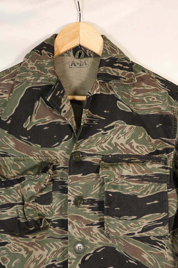 1960s Japanese Silver Tiger Asian Cut shirt, tiger stripe, used, no cuffs.