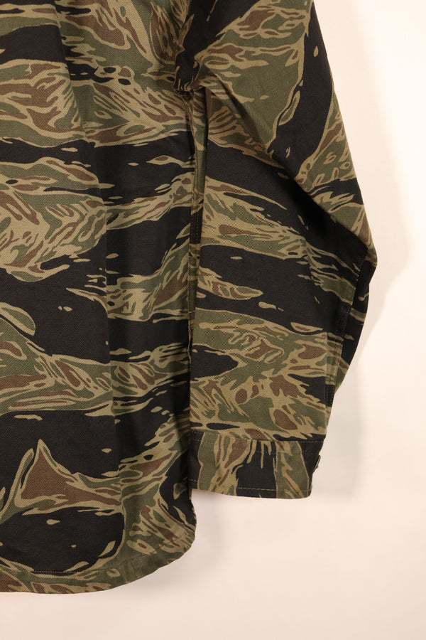 Circa 1965, Made in Japan, A-M, Silver Tiger, Asian Cut, Tiger Stripe Shirt, Good Condition, Used