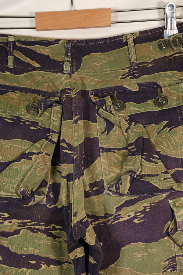 Late 1960s Gold Tiger Derivative Pattern Classic Pattern Tiger Stripe Pants Used