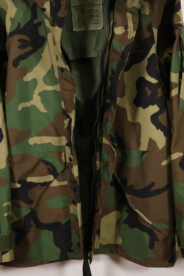 2004  X-S-S U.S. Army Woodland Camouflage ECWCS Gen1 Gore-Tex Late Model Used