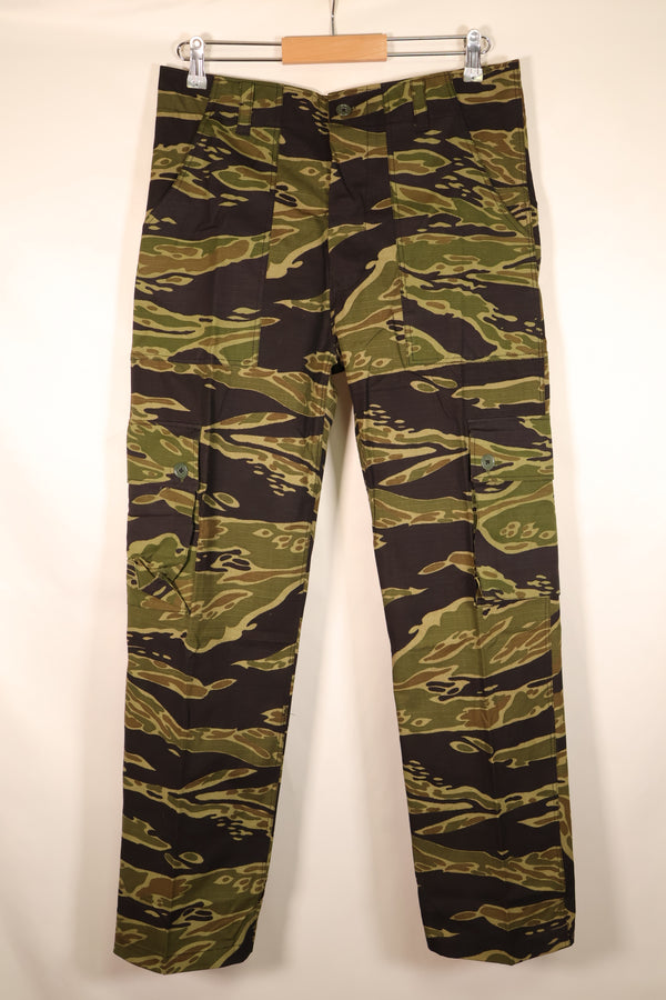 Early 1970s | Size S–M | VNMC | 5th Pattern | Tiger Stripe | Ripstop Fabric | Pants | Virtually Unused