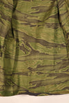 Early 1970s, Size S–M, South Vietnamese Marine Corps (VNMC), 5th Pattern Tiger Stripe Shirt, in good condition　