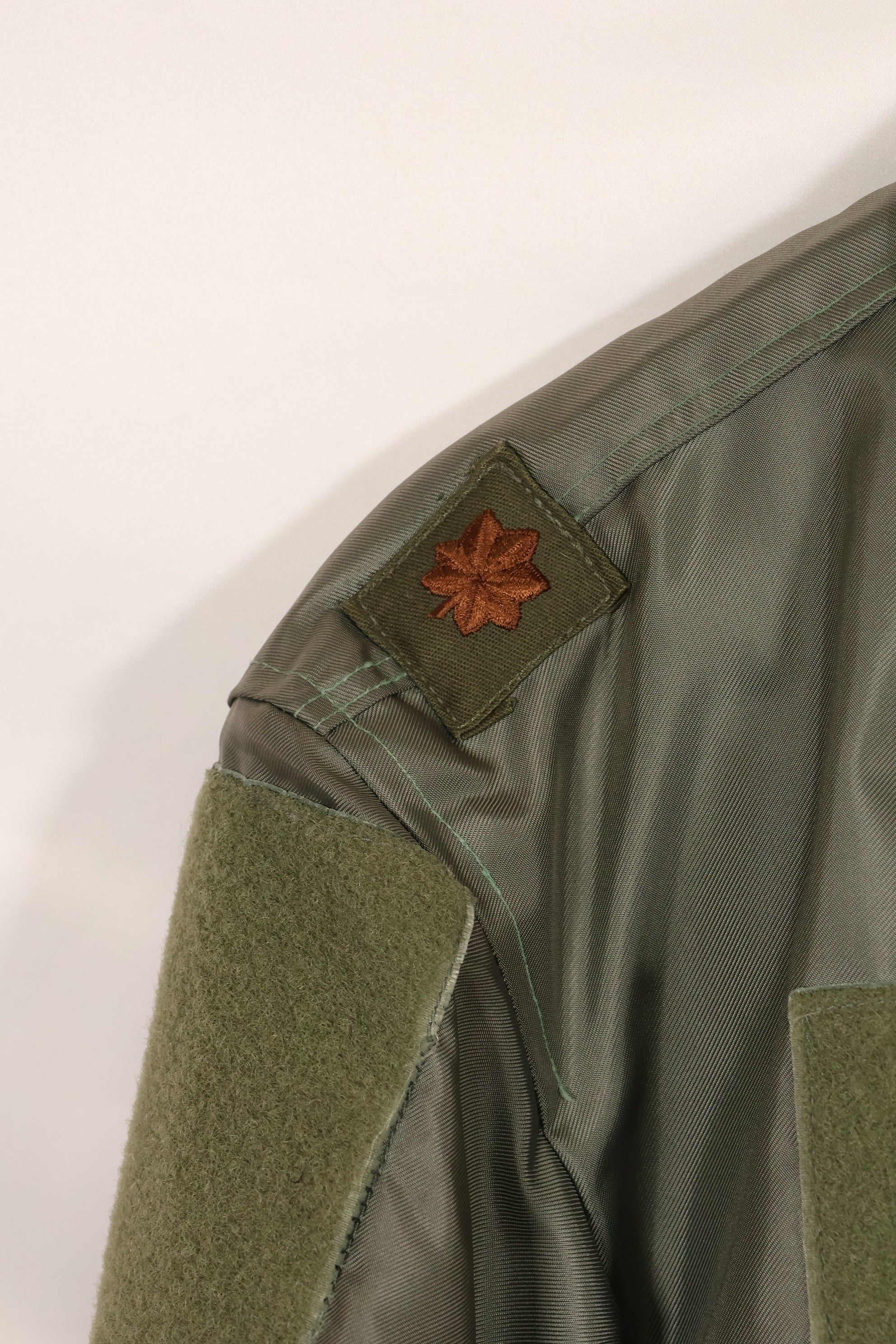 1998 Contract MEDIUM US Navy CWU-45P Flight Jacket, used, good condition.
