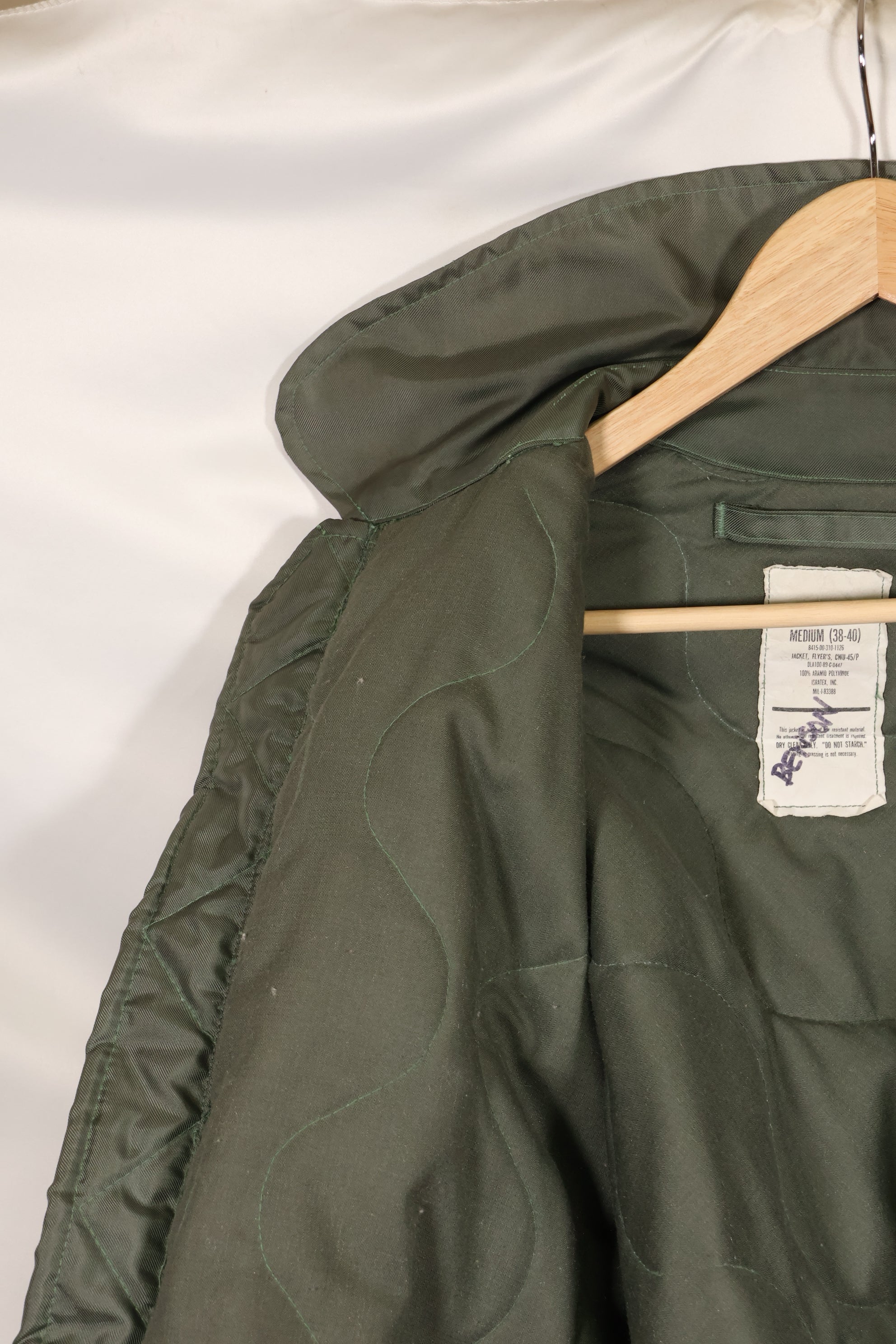 1998 Contract MEDIUM US Navy CWU-45P Flight Jacket, used, good condition.