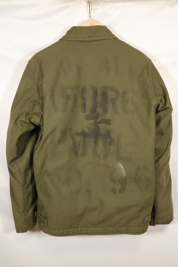 1972 Contract Size M US Navy A-2 Deck Jacket Cold Weather Used