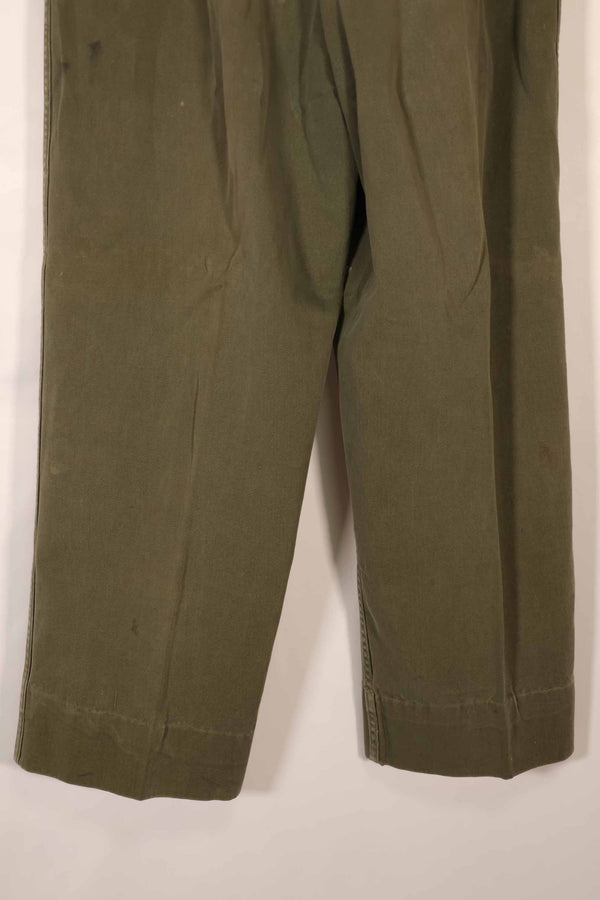 Real late 1940s - early 1950s M45 OD cotton field pants, used, strong signs of use.