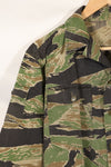 Late 1950s-1960s, thin fabric, rare VNMC 1st Model tiger stripe shirt, good condition.
