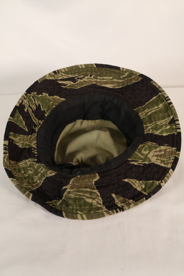 1960s, estimated size M, sewn in Okinawa, CISO cut, Okinawa Tiger boonie hat, used.