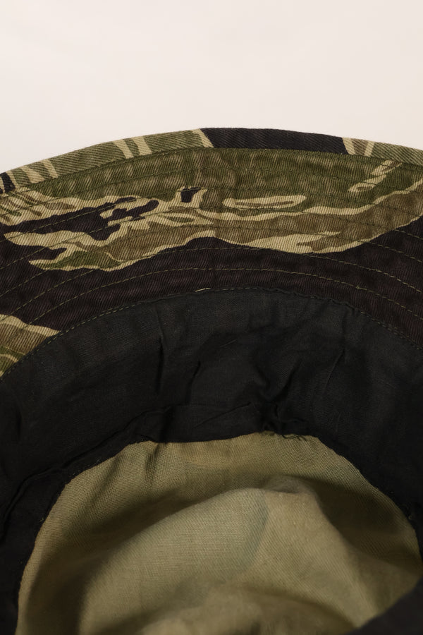 1960s, estimated size M, sewn in Okinawa, CISO cut, Okinawa Tiger boonie hat, used.