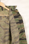 Late 1950s-1960s, thin fabric, rare VNMC 1st Model tiger stripe shirt, good condition.