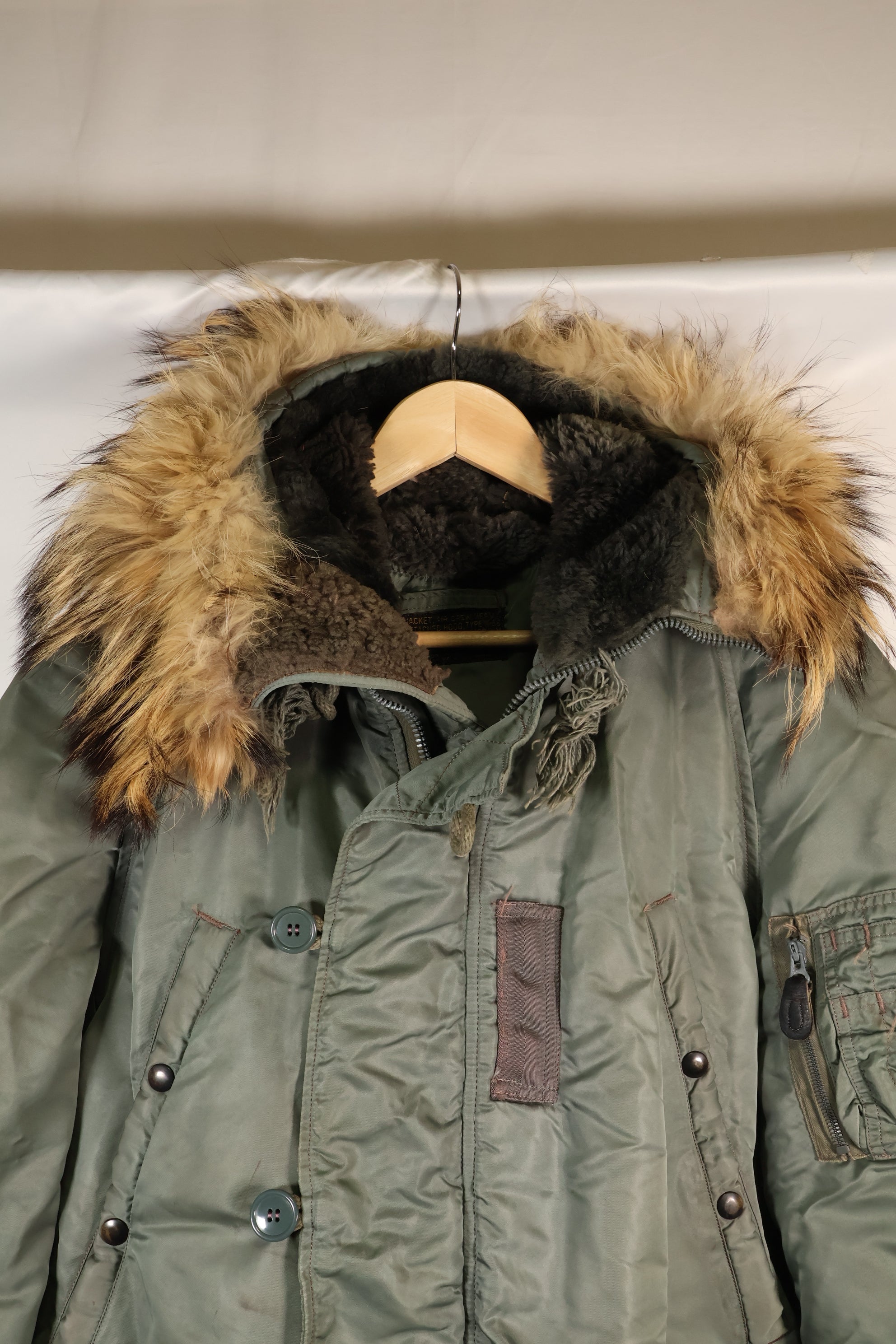 1950's MEDIUM black tag N-3B heavy zone flight jacket, used.