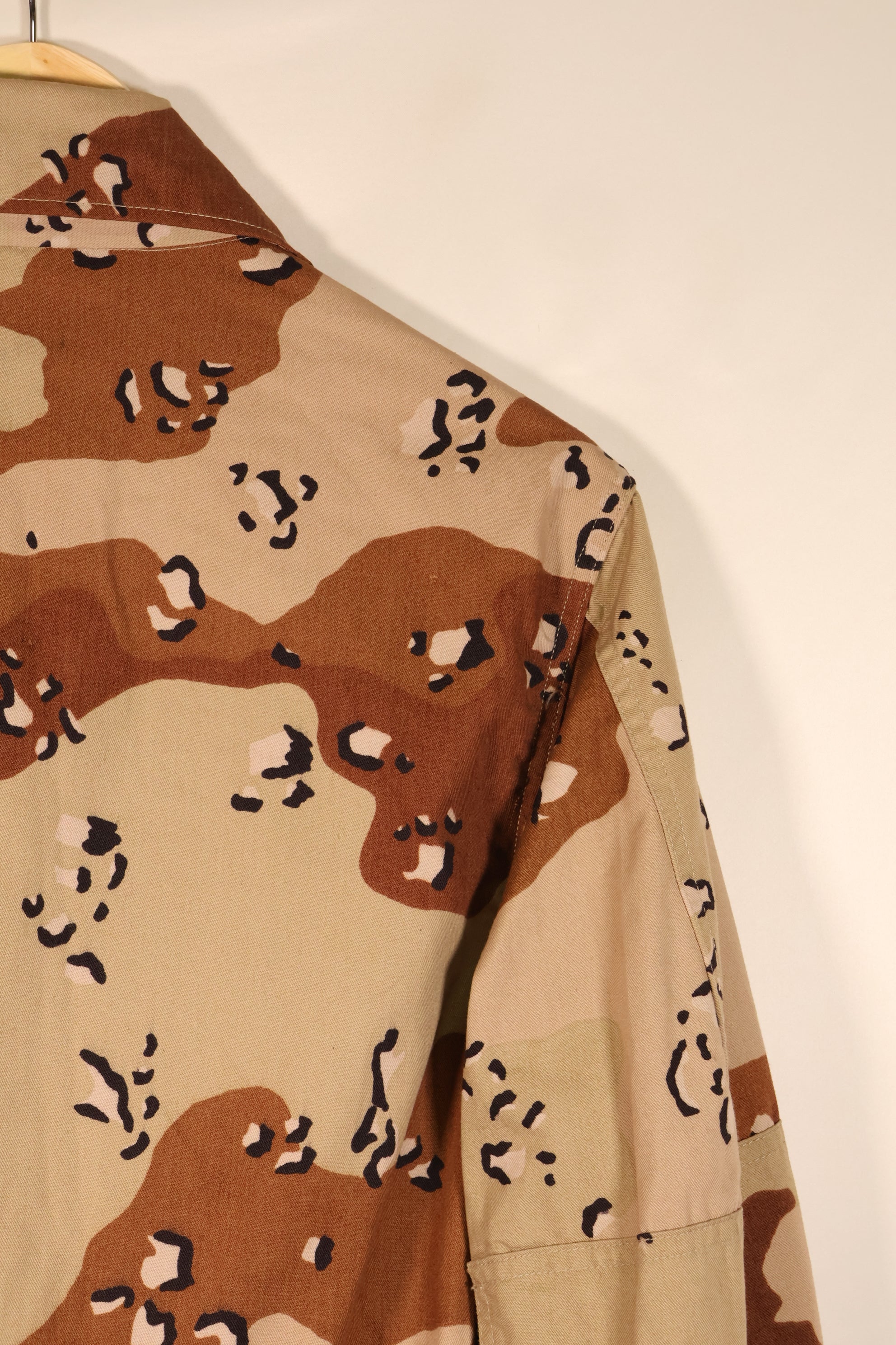 1981 Contract, M-S, White Tag, Early Production, 82nd Airborne Division, 6C Desert Camouflage, Chocolate Chip Camouflage, Jacket, Used