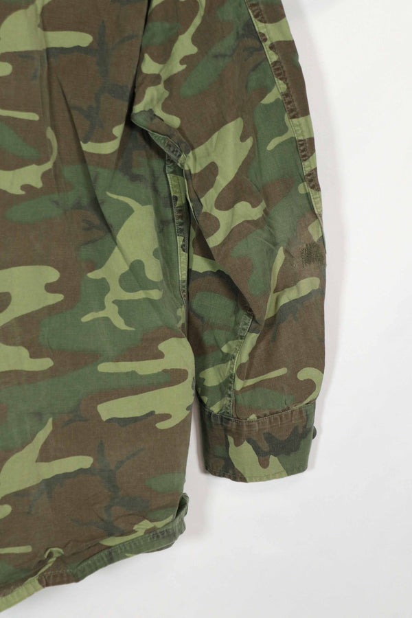 Real 1967 non ripstop ERDL jungle fatigues jacket, faded, used.