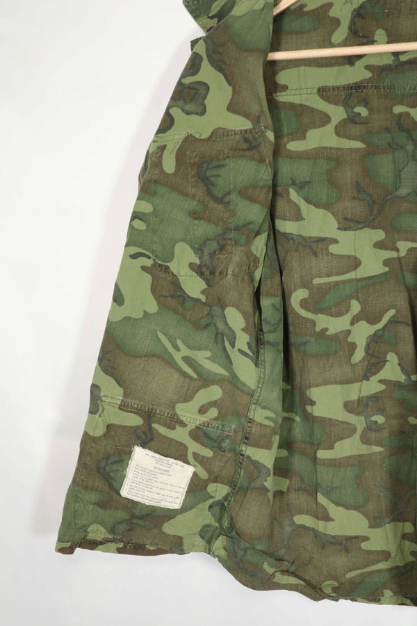 Real 1967 non ripstop ERDL jungle fatigues jacket, faded, used.