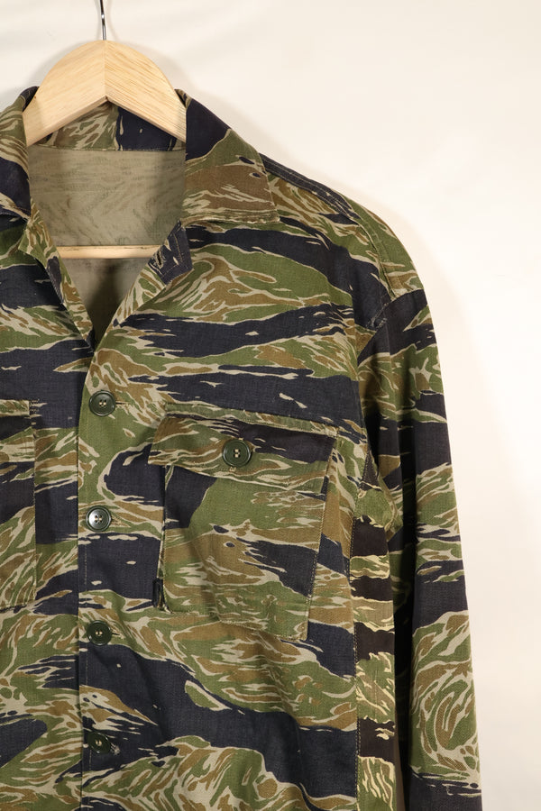 1960's Japanese made Silver Tiger Shirt Asian Cut with separate fabric size modification, used.