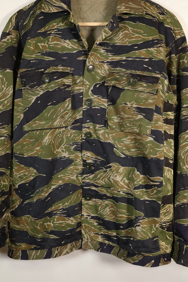 1960's Japanese made Silver Tiger Shirt Asian Cut with separate fabric size modification, used.