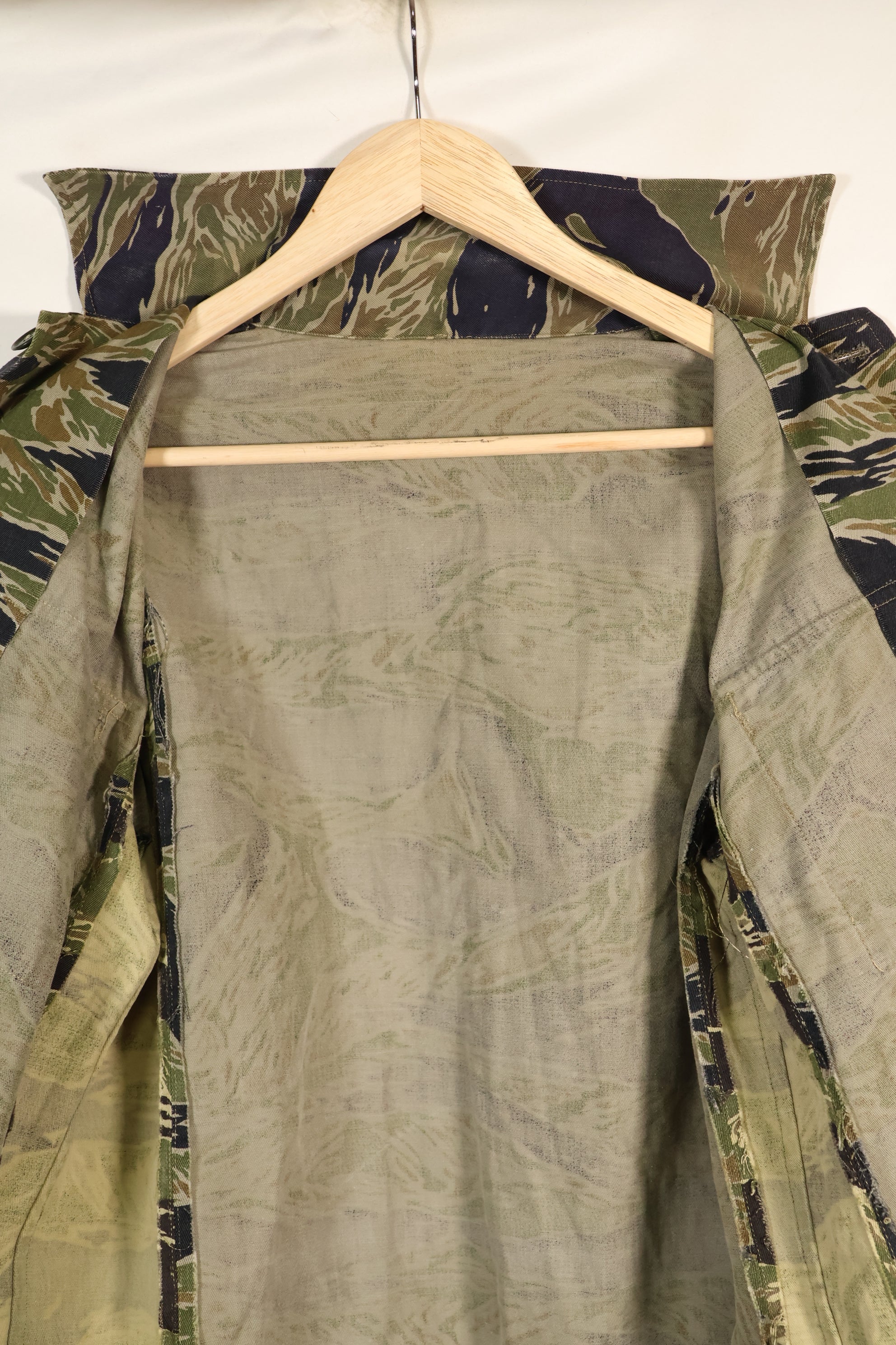 1960's Japanese made Silver Tiger Shirt Asian Cut with separate fabric size modification, used.