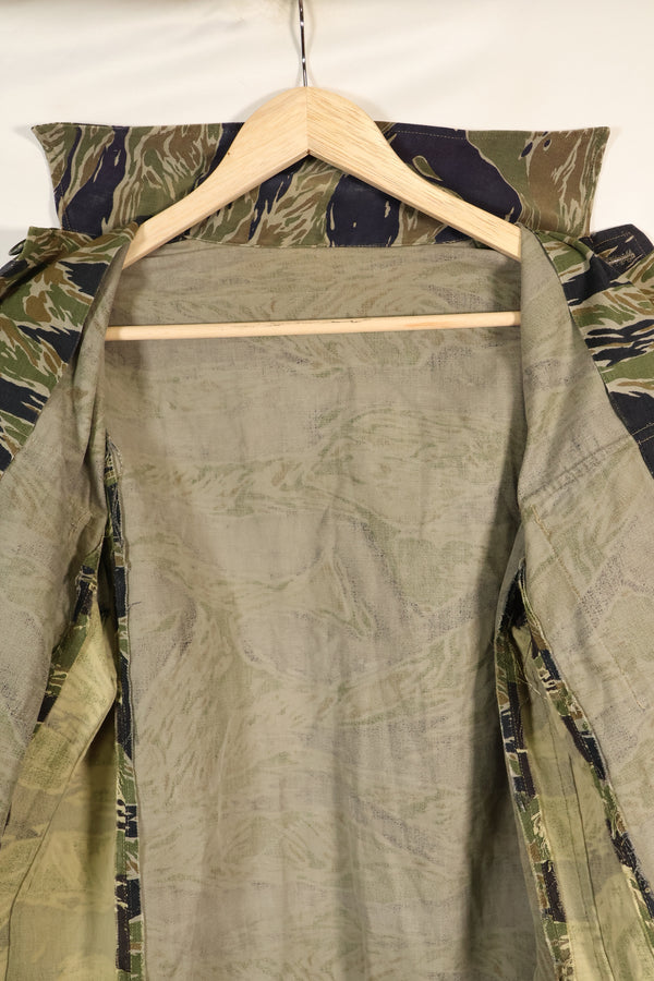 1960's Japanese made Silver Tiger Shirt Asian Cut with separate fabric size modification, used.