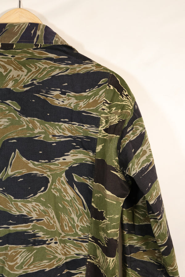 1960's Japanese made Silver Tiger Shirt Asian Cut with separate fabric size modification, used.