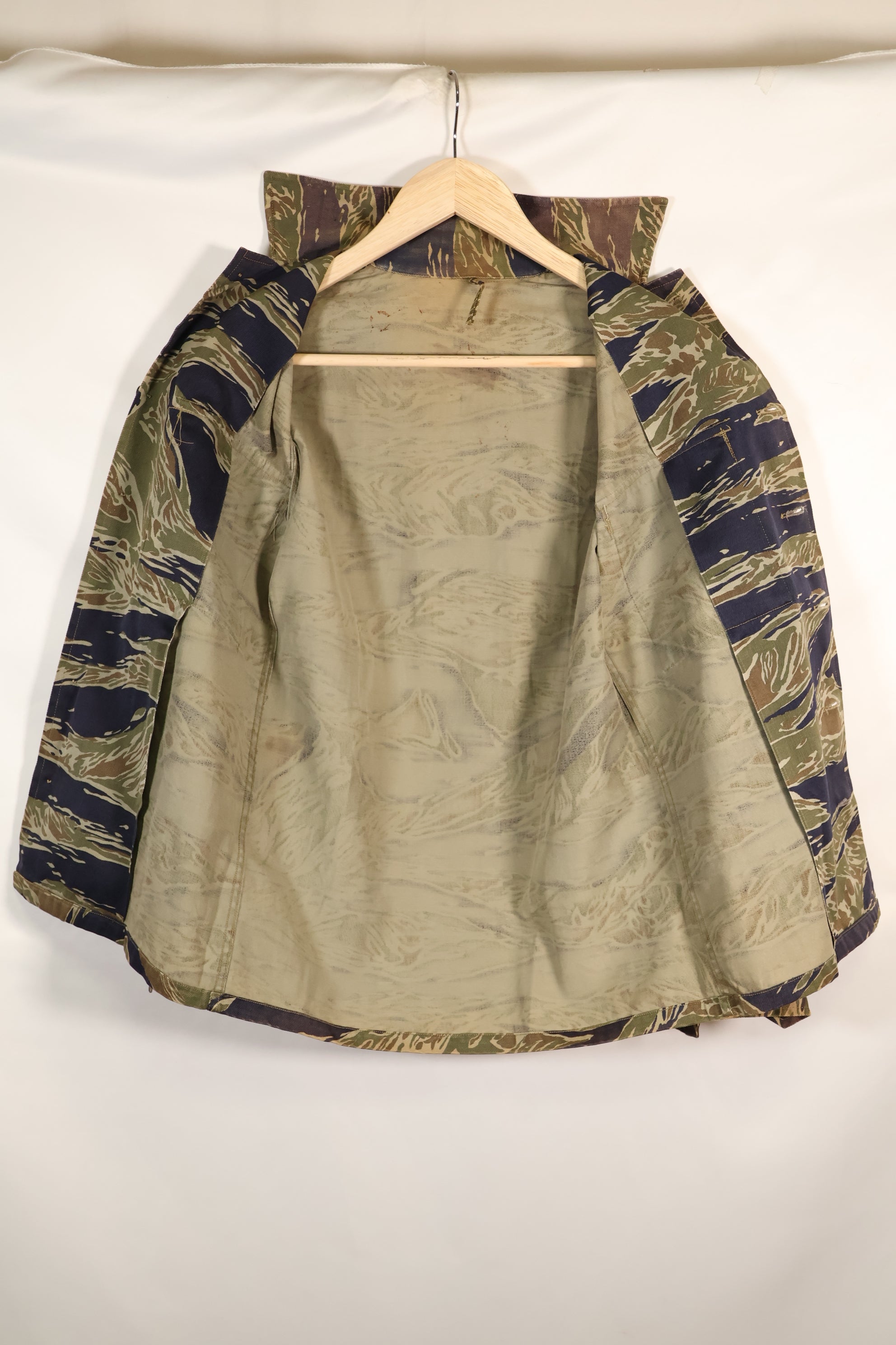 1960's semi Japanese silver tiger shirt, Asian cut, little fading, used.