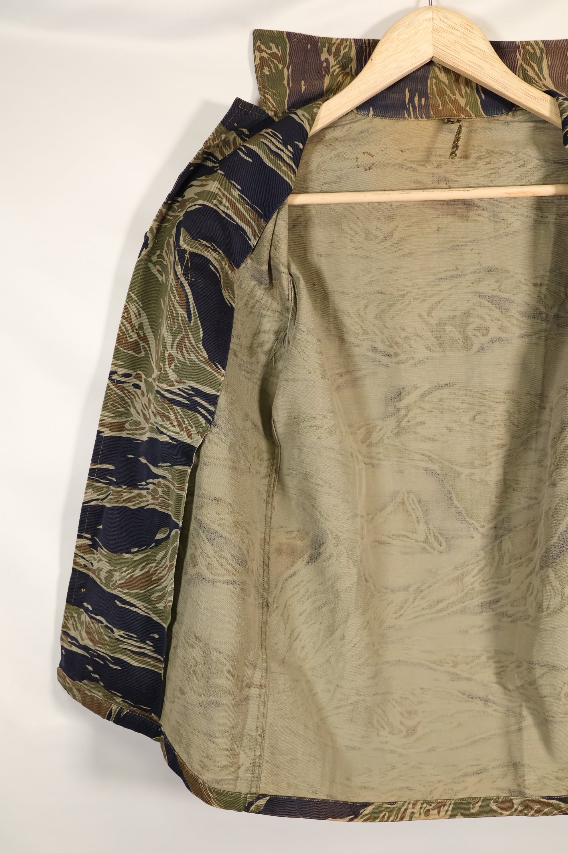 1960's semi Japanese silver tiger shirt, Asian cut, little fading, used.