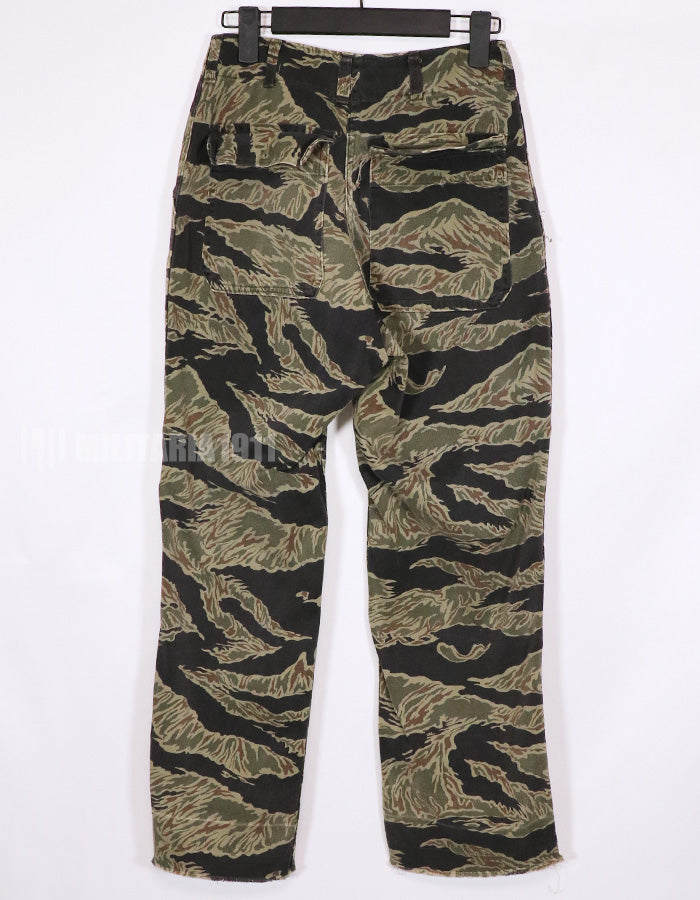 Real Zig Zag Pattern Tiger Stripe Pants in good condition.