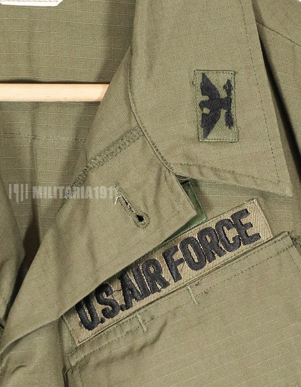 Real 1969 4th Model Jungle Fatigue Jacket M-R USAF Almost unused
